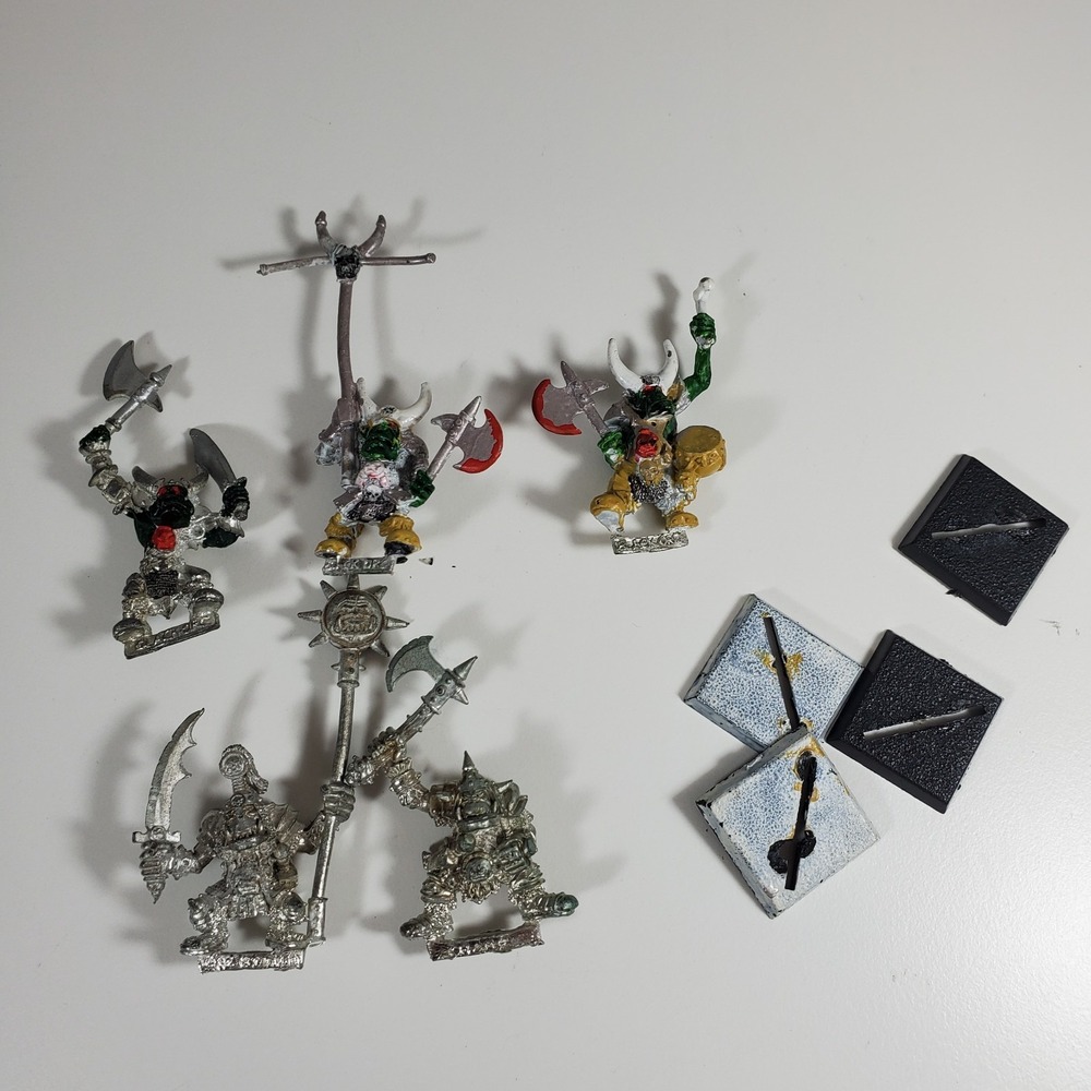 Lot Warhammer Fantasy Orc Boss Standard + 3 Black Orcs Metal Miniatures GW OOP